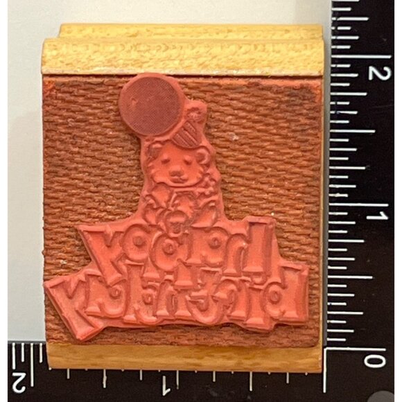 RARE LEIGH'S WISHING WELL HAPPY BIRTHDAY BEAR WOOD MOUNTED RUBBER STAMP HAWAII - Picture 3 of 6